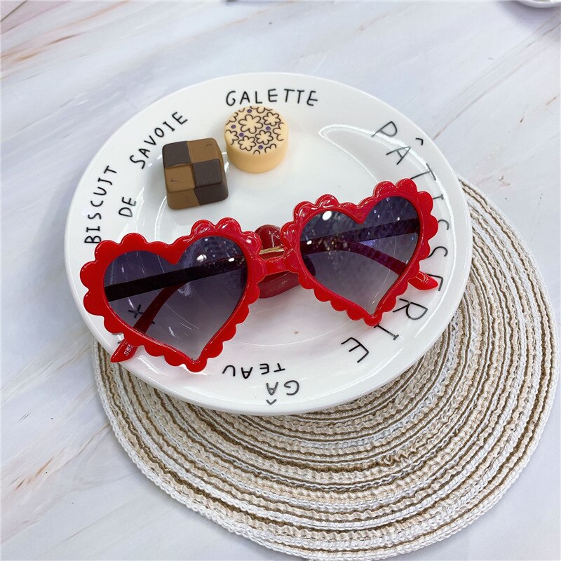 Baby hartvormige bril, kinderzonnebril, liefde voor plastic, roze zonnebril, meisjes,  uv400 zonnebrillen, okulry oculos: Rood
