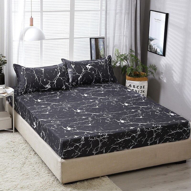 1 kpl polyesteripainettu umpinainen lakananpäällinen neljällä kulmalla, jossa kuminauhalakana: Musta / 180 cmx 200 cm 25cm
