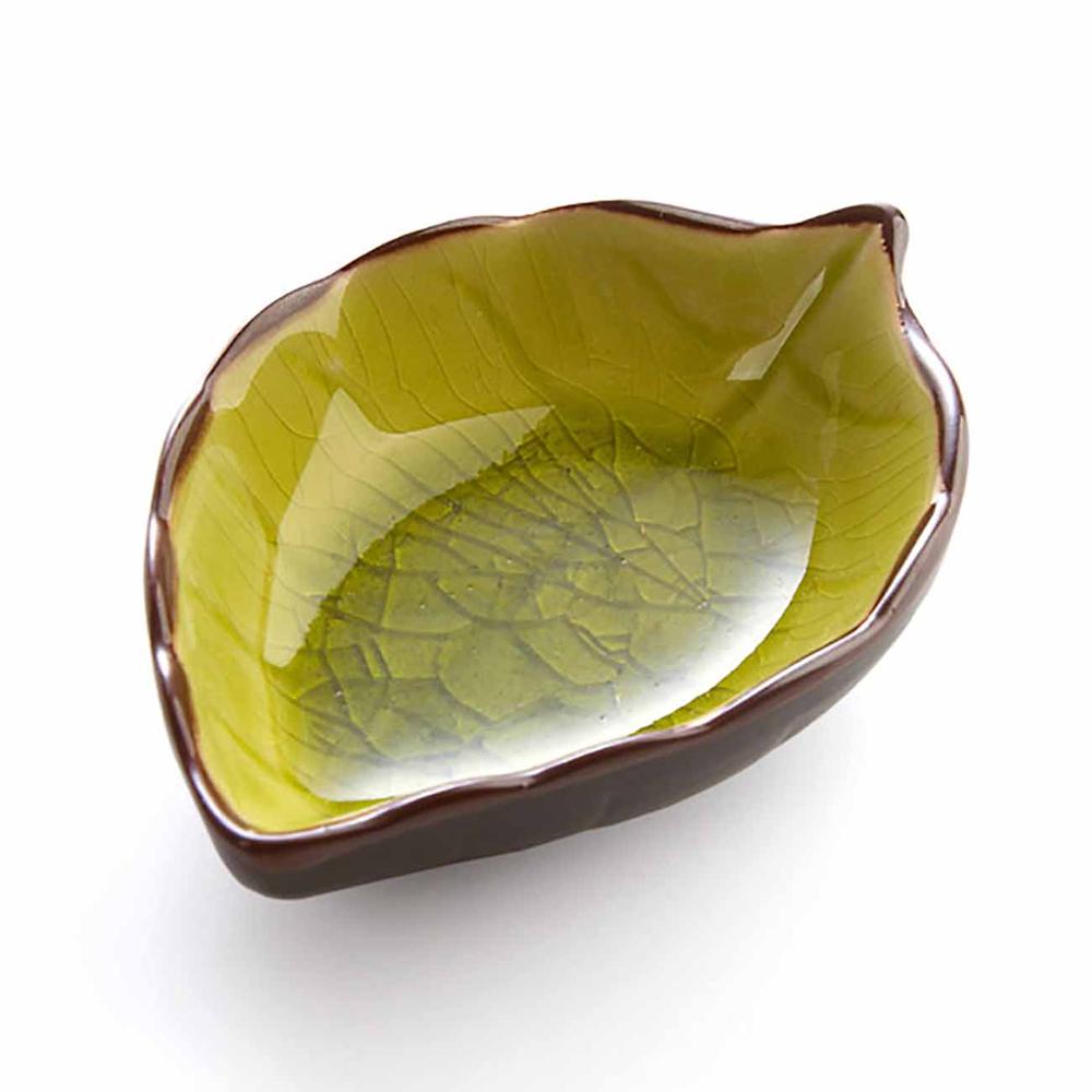 OTHERHOUSE Leaf Shape Ceramic Plate Seasoning Sauce Dish Snack Desser Plates Sushi Dishes Flavor Tray Kitchen Tableware Saucer: YELLOW