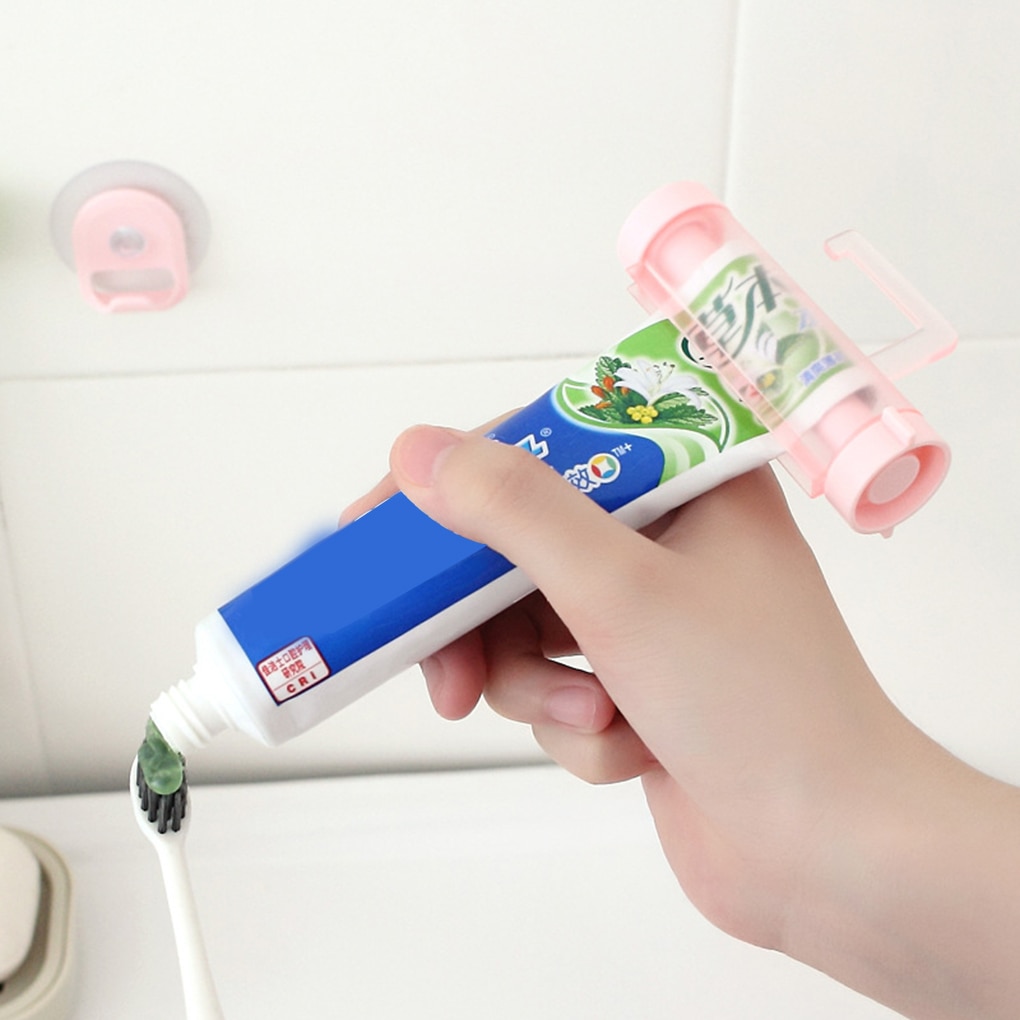 1 PCS Rolling Squeezer Toothpaste Dispenser Tube Partner Sucker Hanging Holde Distributeur Dentifrice