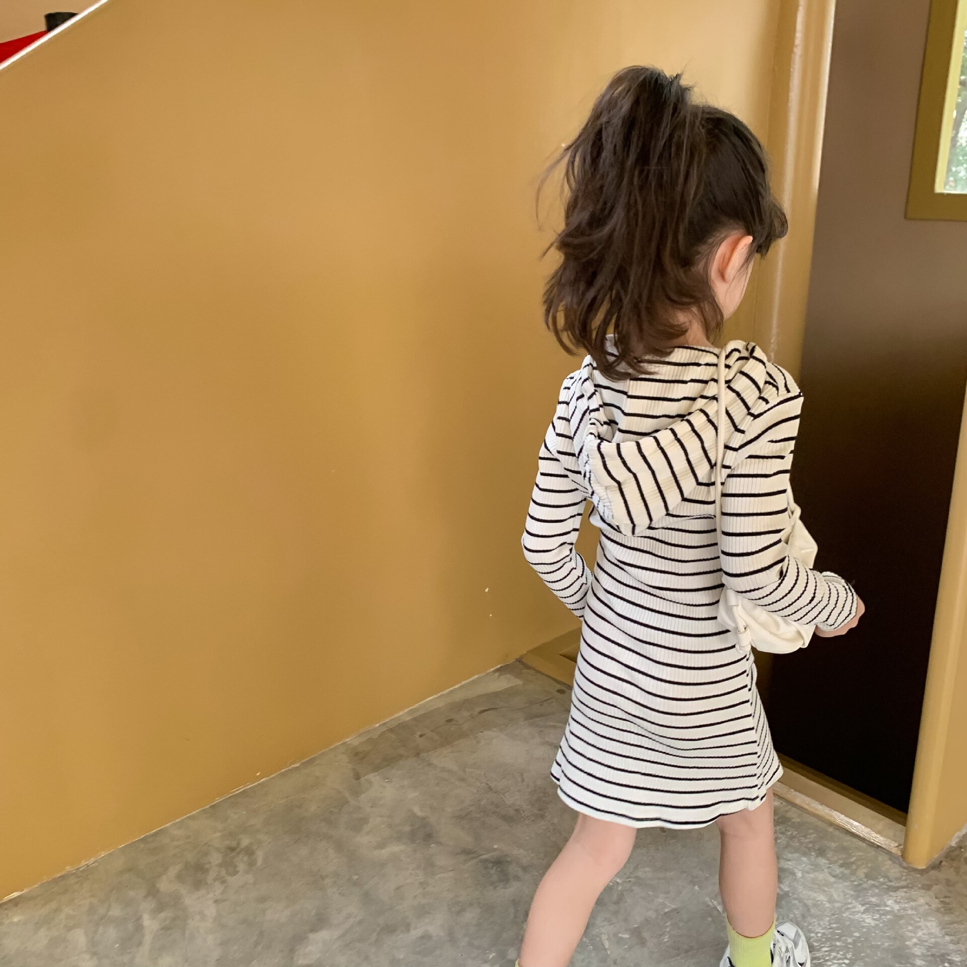 9962C abiti per bambini abito a righe per bambina primavera estate 2022 nuovo abito da ragazza con cappuccio a righe di base abito casual Slim
