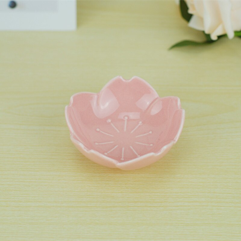 Japanske sakura keramiske fade tallerken kirsebærblomster benporcelæn tallerken fast glasur snack eddike sauce tallerken køkken porcelæn: Lyserød