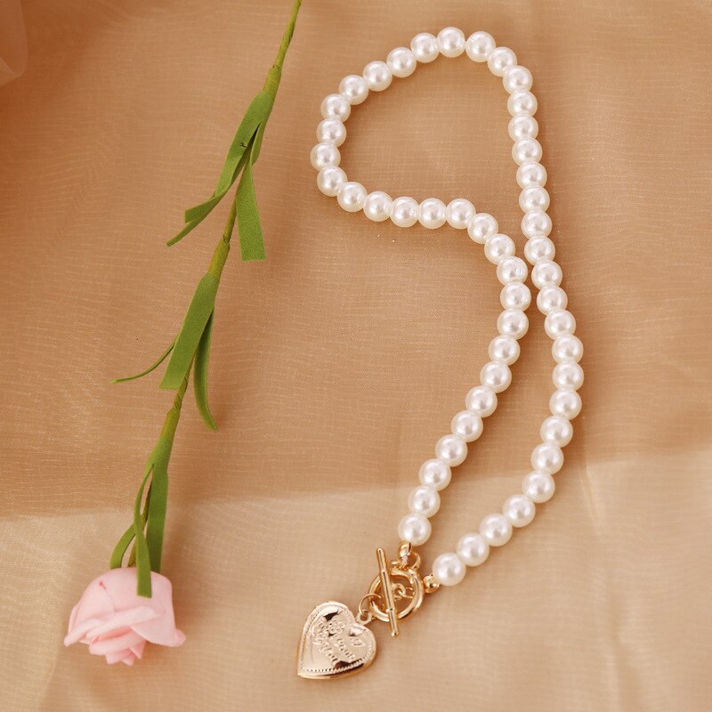 Jewelry Imitation Pearls Ladies Choker Necklace Female Gold Color Heart Pendant Necklaces for Women