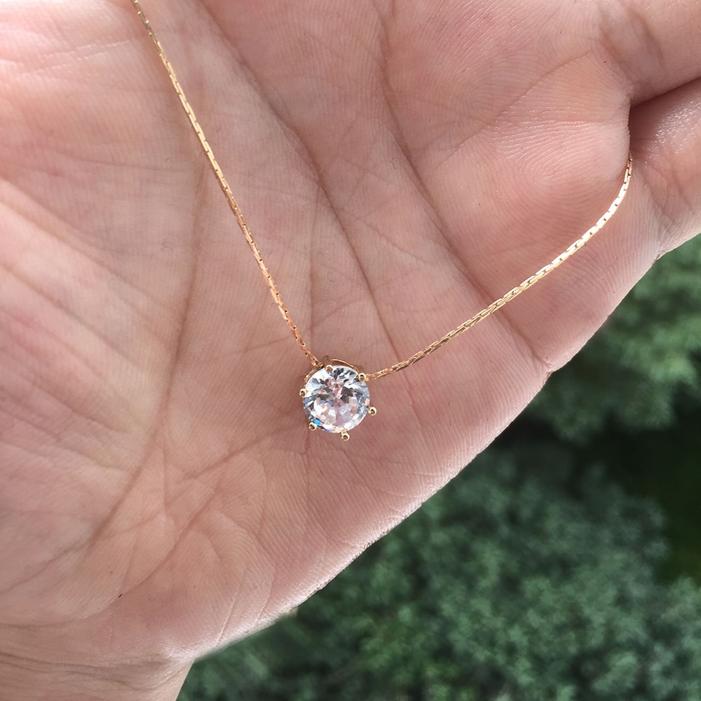 Collana semplice con ciondolo con strass in zircone di cristallo alla moda per le donne Fascino in oro bianco con catena a clavicola Collana da sposa