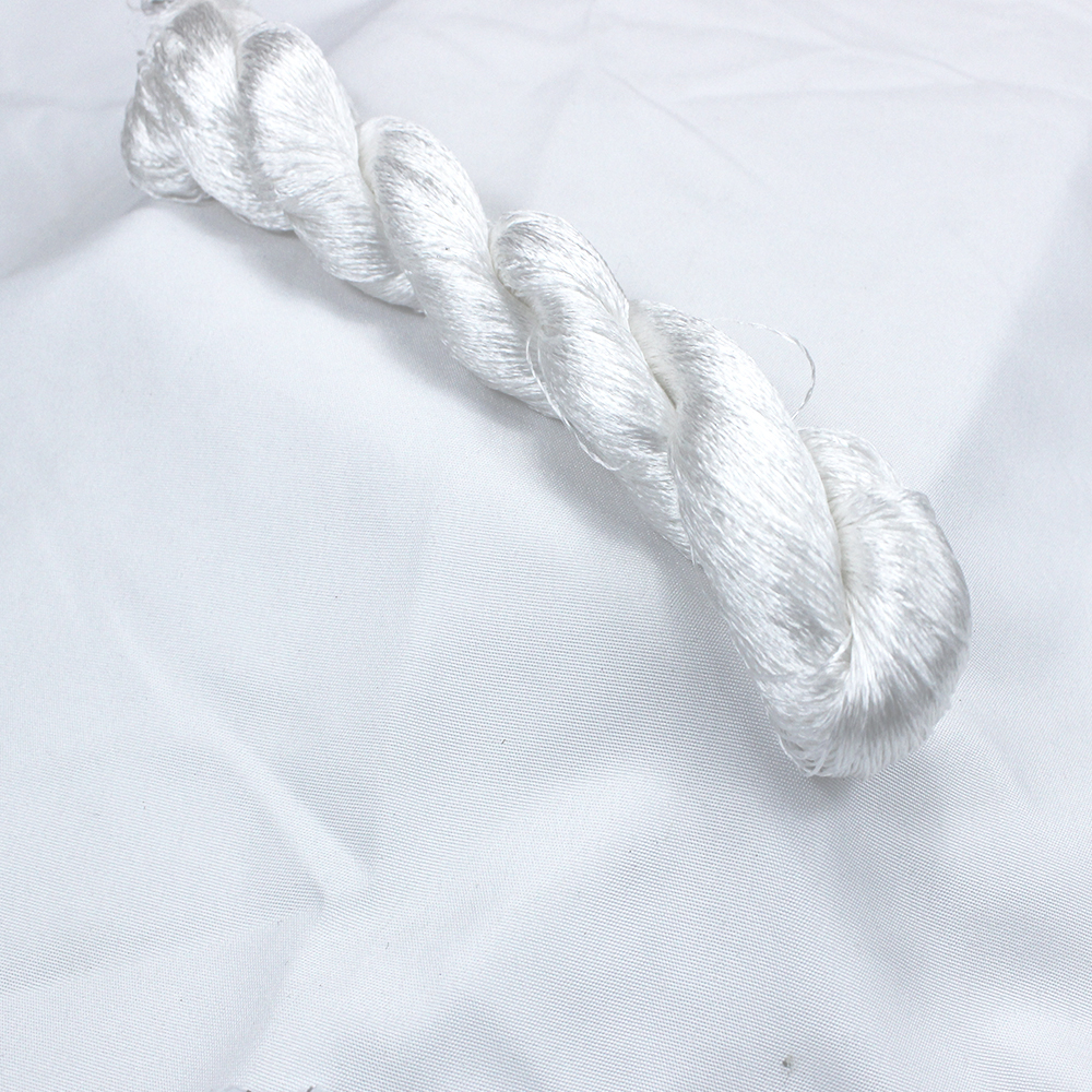 Hilo de seda 100% para bordar a mano, punto de cruz, 400m, negro/Blanco/4 colores puros, 1 unidad