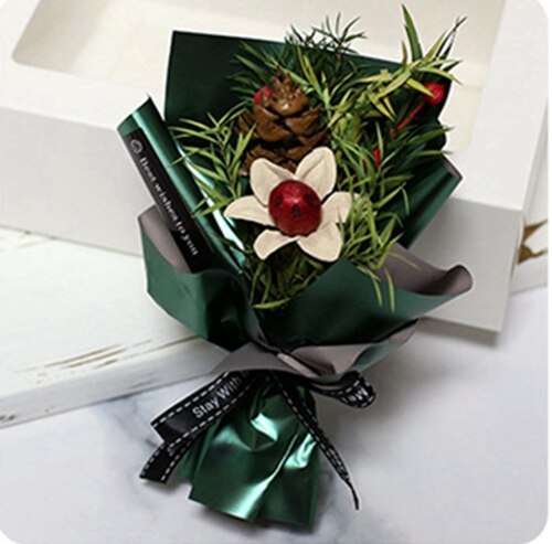 Mini dried flowers Bouquet Pine cone flower Valentine's Day Christmas home decoration Wedding accessories: Green