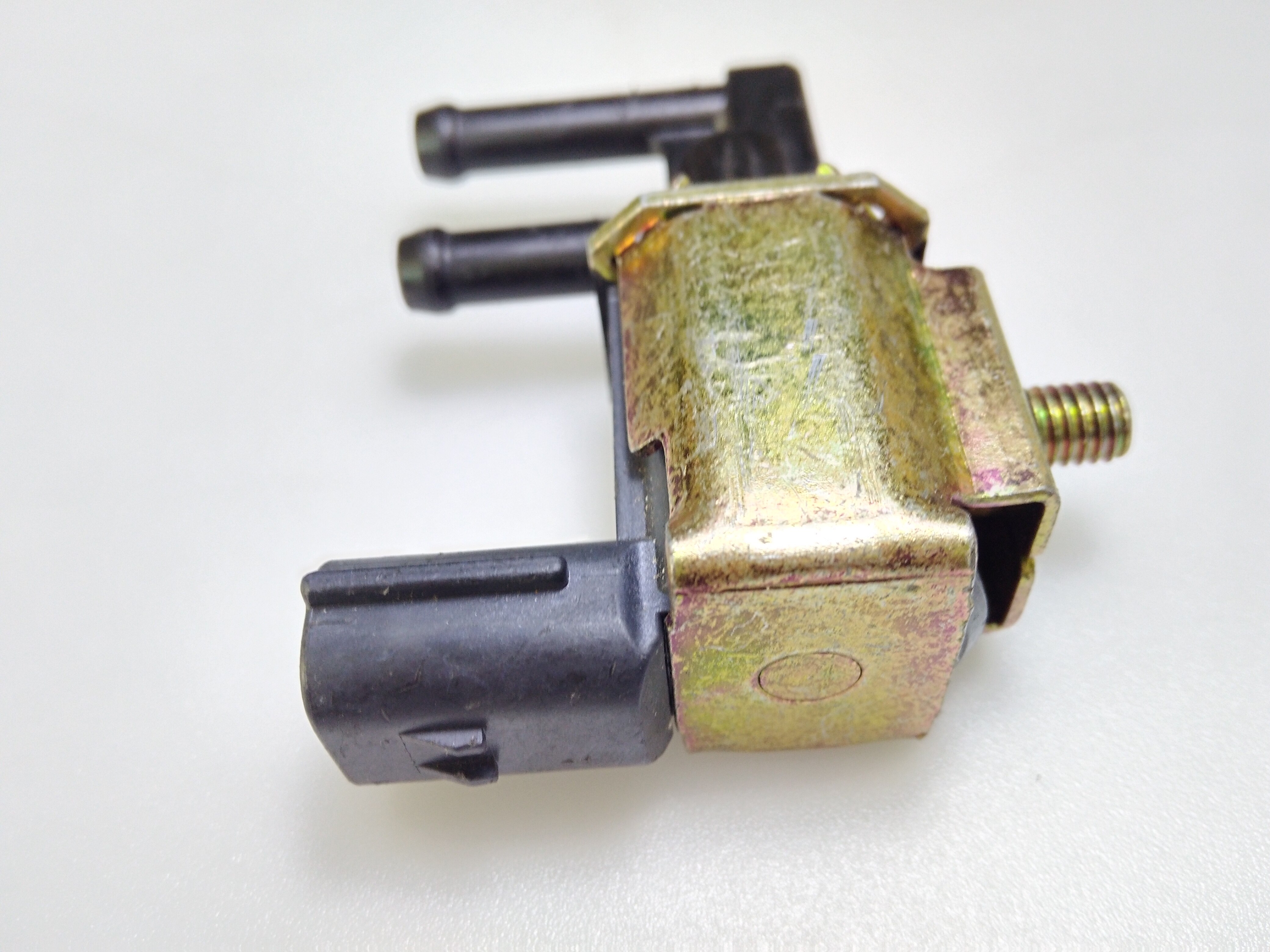 OEM K5T48486 K5T48290 18117-52G00 1811752G00 Vapor Canister Purge Valve Solenoid