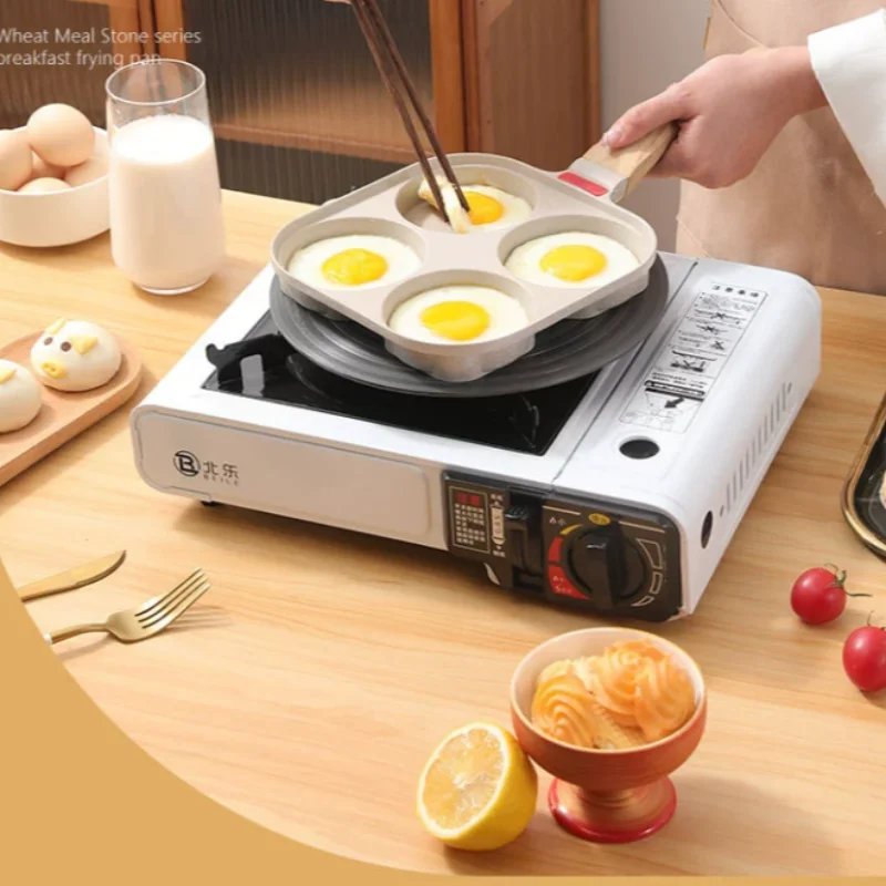 Padella per frittata a 4 fori con coperchio Padella per Hamburger per uova Fornello universale a induzione a gas Padella per uova antiaderente Pentole per cottura delle uova da cucina