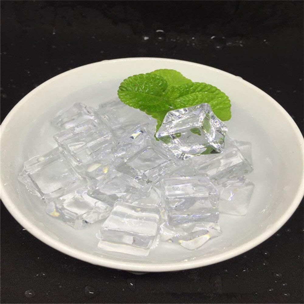 50Pcs 30mm Cube Shape Artificial Acrylic Ice Cubes Glass Luster Ice Cubes Crystal Clear Photography Props Kitchen Decoration
