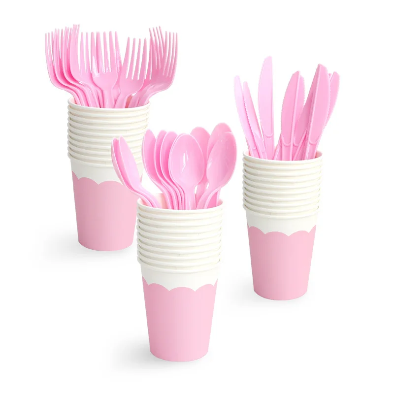 Effen papieren bordjes, bekers, servetten, tafelkleden en servies voor feestjes, kinderfeestjes en festivals.