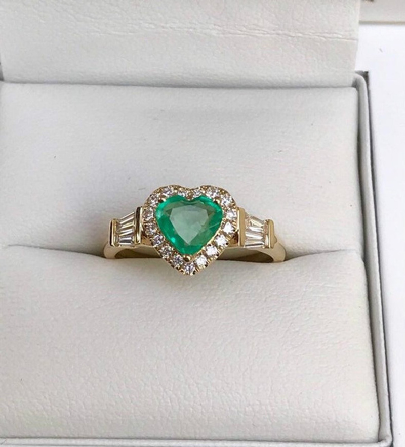 Elegante Edle Gold Farbe Herz Ring für Frauen Eingelegten Weißen Zirkon Steine Hochzeit Ringe Braut Engagement Schmuck