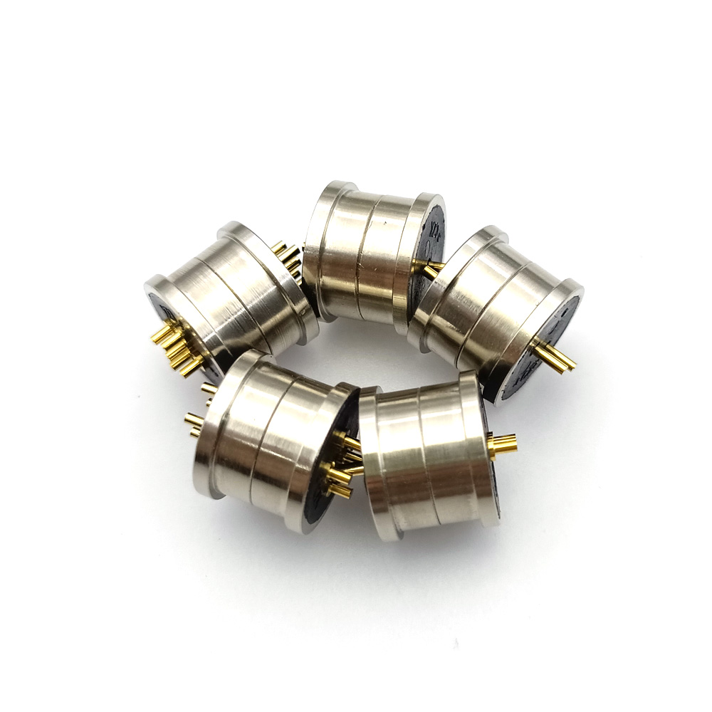 1/2/3/4/5- poliger stecker/buchse, 2a 5v dc-ladeanschluss, federbelasteter magnetischer pogo-pin-steckverbinder, rastermaß 13.5 mm, durchgangsloch