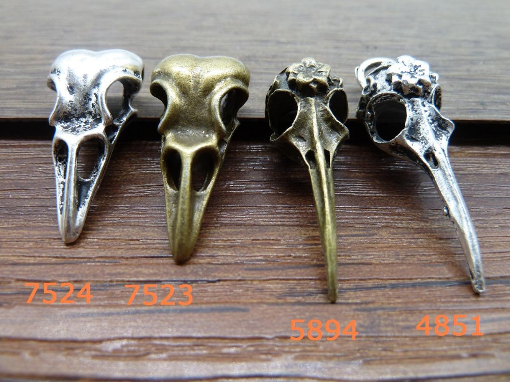 10pcs Retro Style alloy Crow Bird Skull Pendant -Animal Birdhead Pendant - Gothic Charm Jewelry Finding