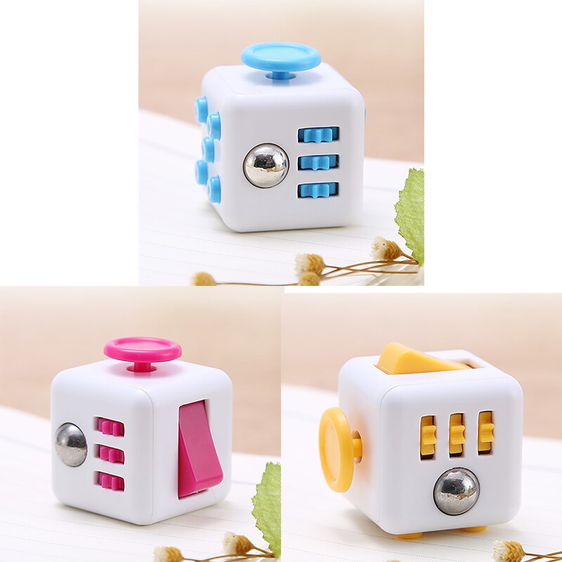 ZK22 Traditional Antistress Toy Gyro Adult Cube Toy Vinyl Desk Finger Toys Squeeze Fun Stress Reliever Antistress Toy: three-D