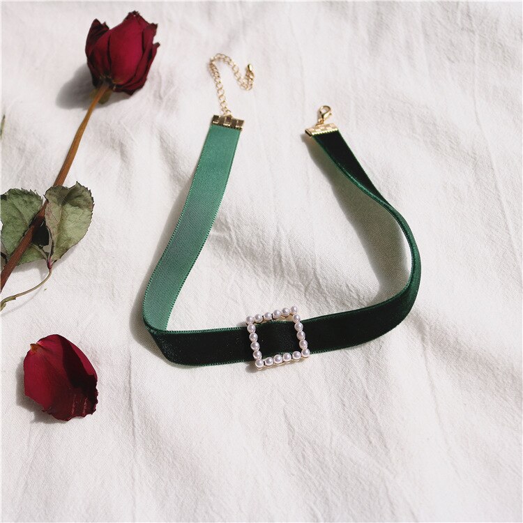 Vintage Pearl Velvet Chokers naszyjniki dla kobiet dziewczyn śliczne Retro geometryczne serce kołnierz naszyjnik biżuteria sztuczna hurtownia prezent: N0457 Green Square