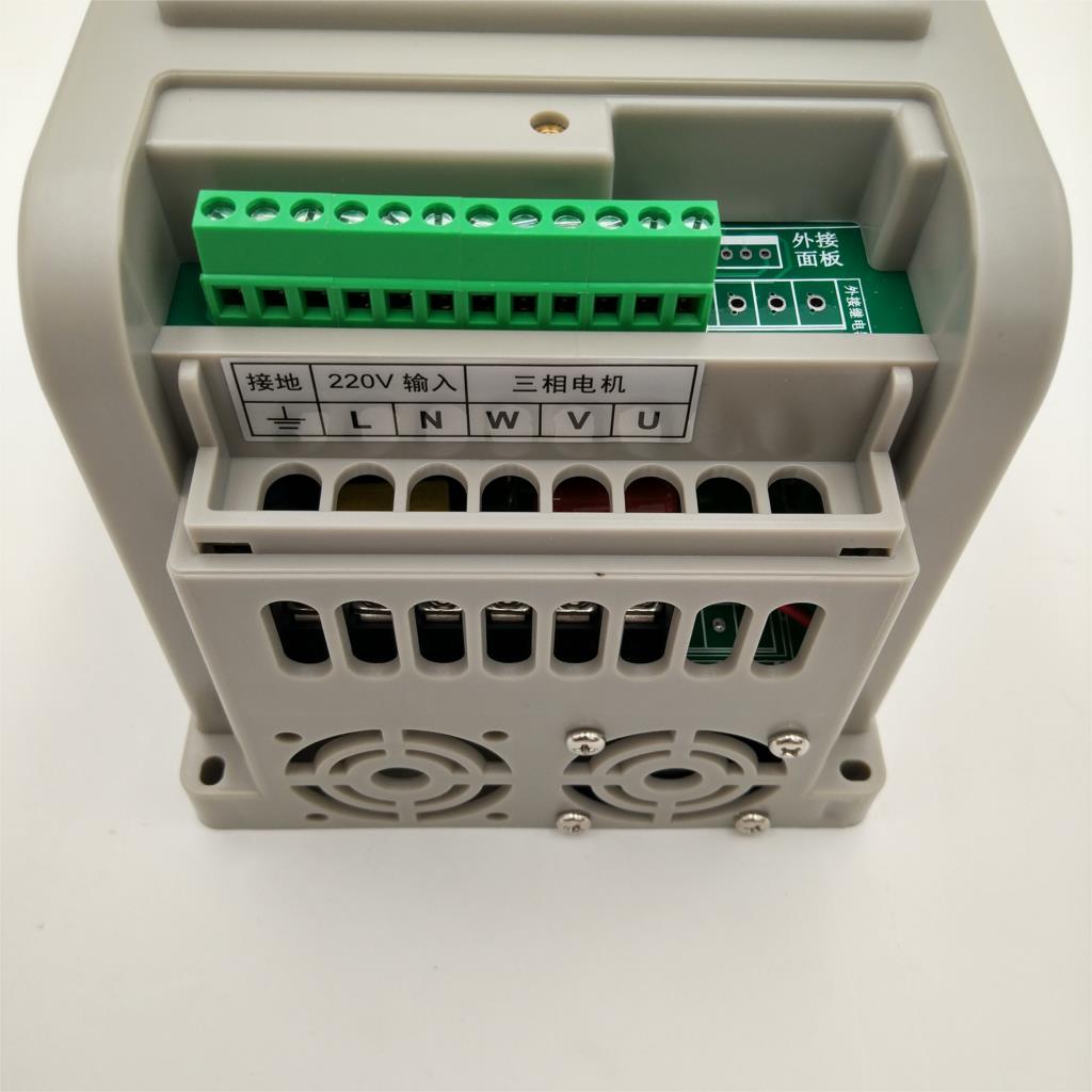 CNC Spindle motor Speed Control VFD 2.2KW VFD Frequency Converter CoolClassic ZW-AT1 3P 220V Output