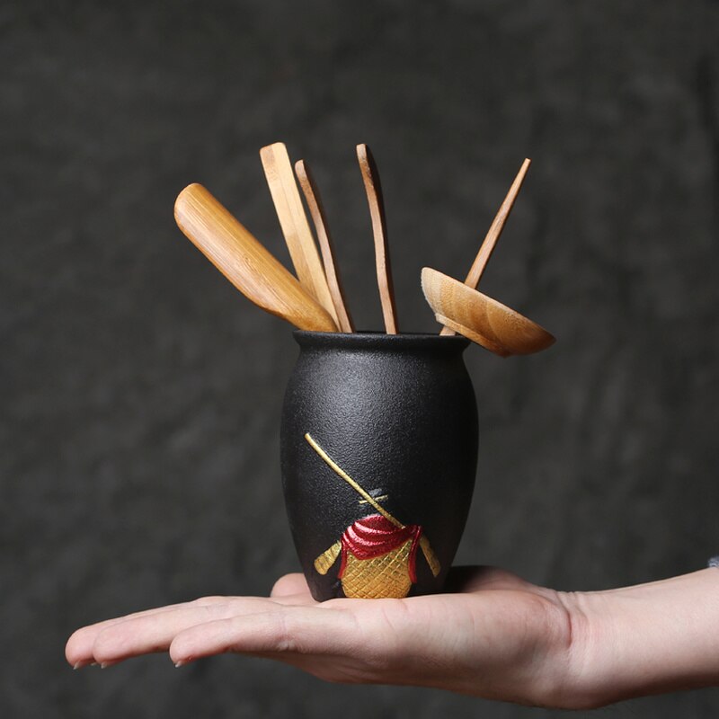 GY Zhizunbao Sun Wukong gran Salvia seis caballeros viaje al oeste de madera negra utensilios para ceremonia del té contenedor de té de cerámica de Bambú