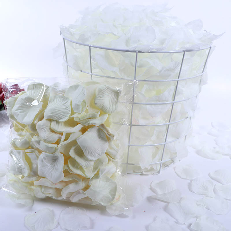 500Pcs/Lot 5*5cm Silk Rose Petals Gold Red 14 Colors Wedding Petale De Rose Mariage Romantic Artificial Rose Flower Petals: 7-Cream