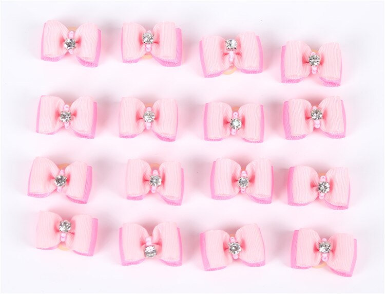 Kleine Hunde Haar BöGen Haustier Welpen Zubehör Yorkshire Für Haustiere Haar Clips Körperpflege Tisch BöGen animaux accessoires chien Stock: 412