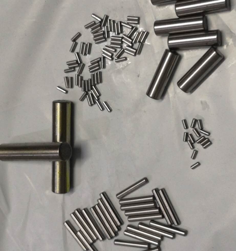 Produktbild von Dübelstifte / Parallelstifte Aus Gcr15-Stahl – 4/5/6 Mm Nach DIN7