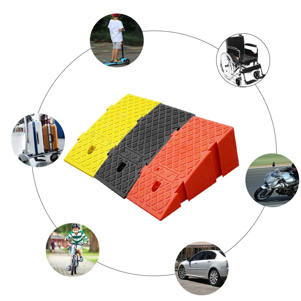 Portable Lightweight Car Plastic Curb Ramps Heavy Duty Plastic Kit Set For Driveway Car Truck For 18-22CM Height Steps