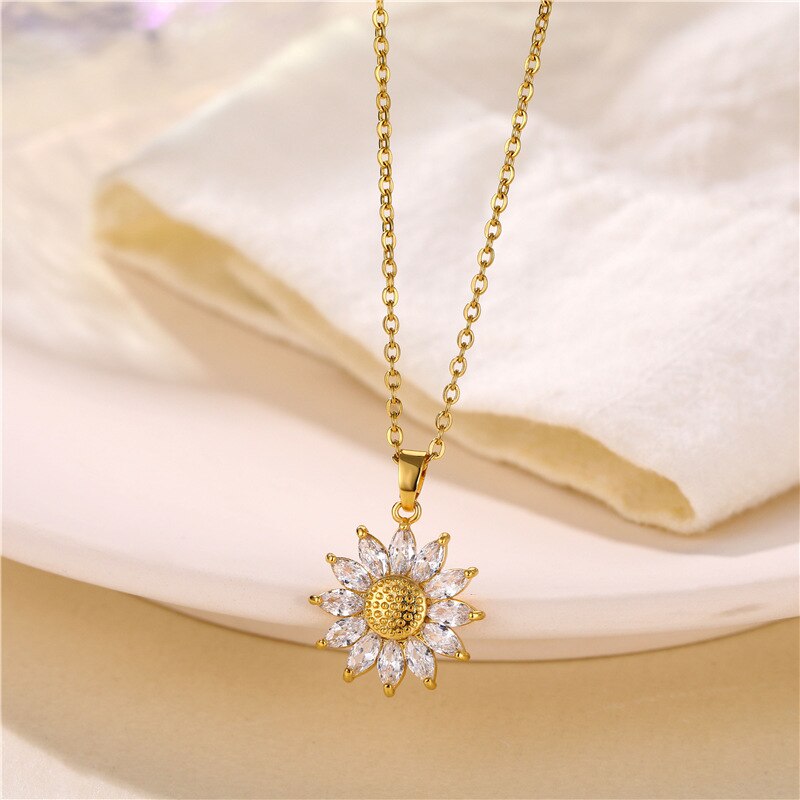 Collana con ciondolo girasole in acciaio inossidabile per donna collana Color oro argento con ciondolo fiore margherita collana girocollo gioielli da sposa ragazza