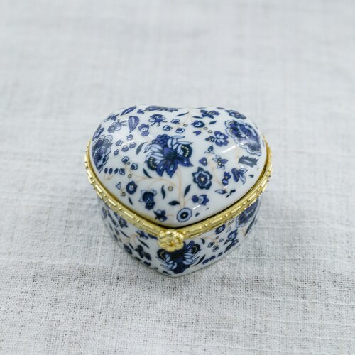ceramic jewelry box healing system retro ceramic Ornaments box jewelry box necklace storage box cosmetic store CL101506: A