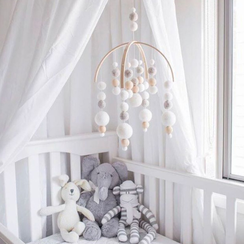 Ins nordic baby mobil legetøj på sengen klokkeuld filt bolde træ baby shower børnehave baby værelse indretning hængende krans krybbe