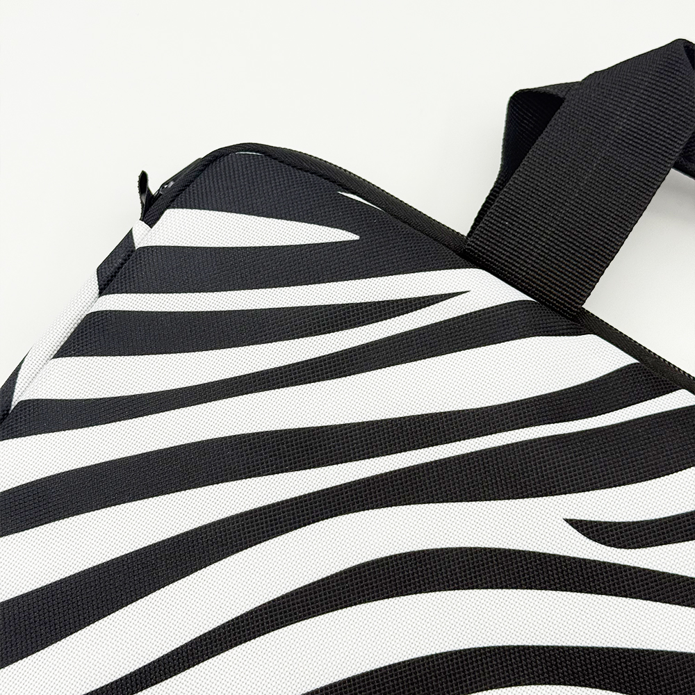 Laptoptas voor 13 inch laptops, schoudertas voor laptop of tablet, stijlvol, duurzaam en waterafstotend.