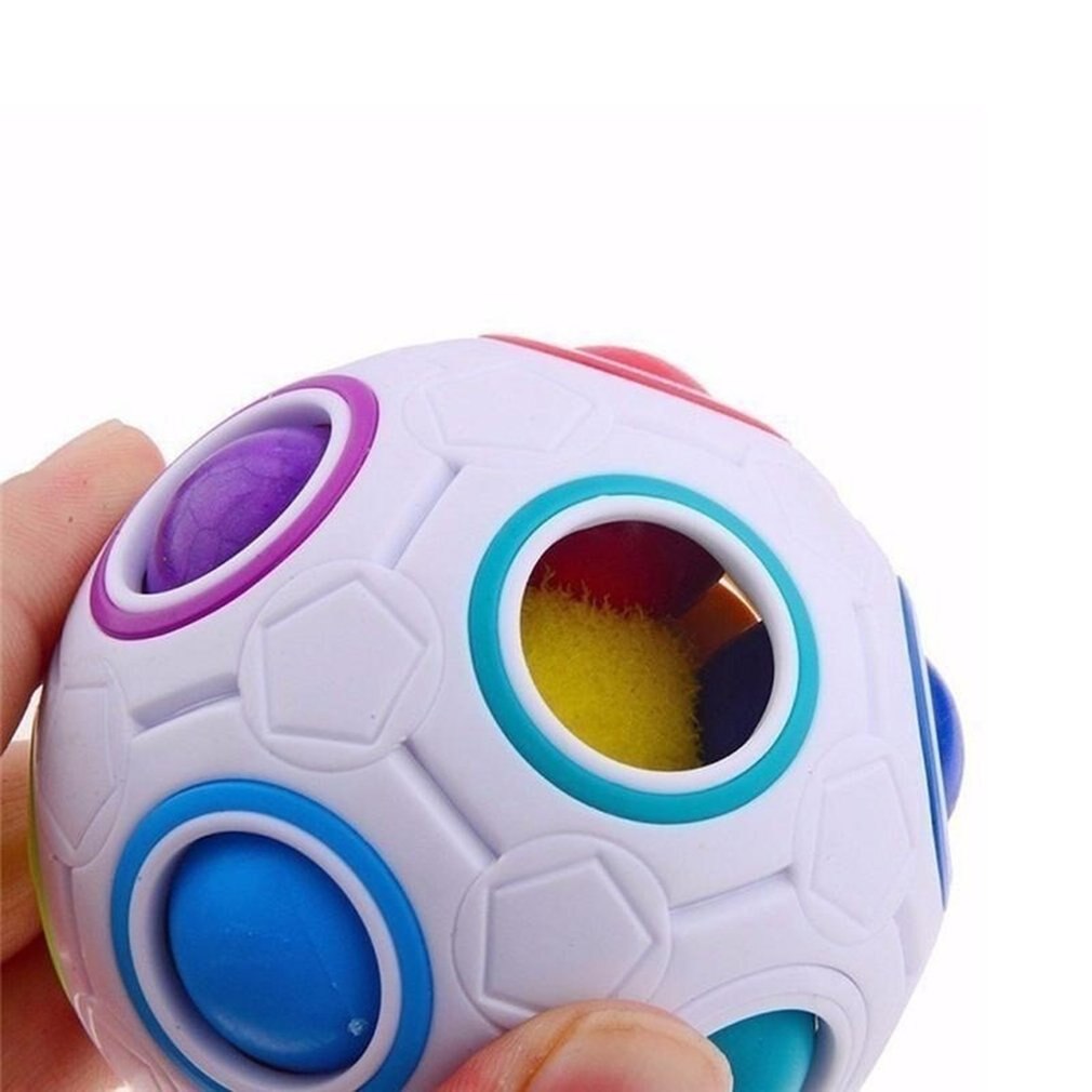 Neue Heiße Seltsame-form Magic Cube Spielzeug Schreibtisch Spielzeug Anti Stress Regenbogen Ball Fußball Puzzles Stressabbau