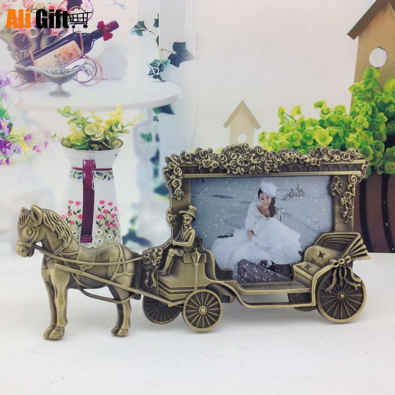 5 Inch Classic Horse Carriage Photo Frames for Picture European Metal Foto Frame Table Decor Birthday Wedding Shadow Box