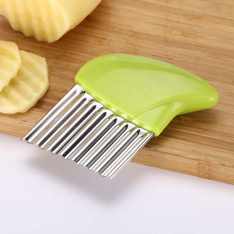 Potato Chip Slicer Crinkle Wavy French Fries Slicer Knife Potato Cutter Chopper French Fry Maker Slicer Stainless Steel Tools: Green