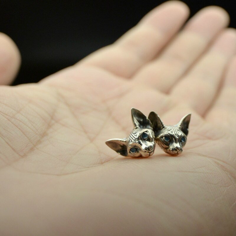 Vintage Silver Plated Sphink Cat Stud Earrings for Men Women Punk Cat Earrings Gothic Cool Earrings Unisex Jewelry