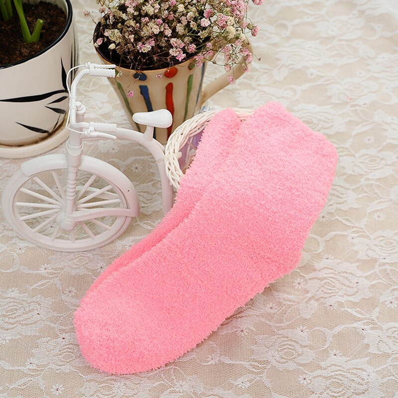 Elastische Vrouwen Meisjes Zacht Bed Vloer Sokken Pluizige Warme Winter Ademend Pure Verschillende Kleuren Coral fluwelen verdikking vrouwen sokken: Deep pink
