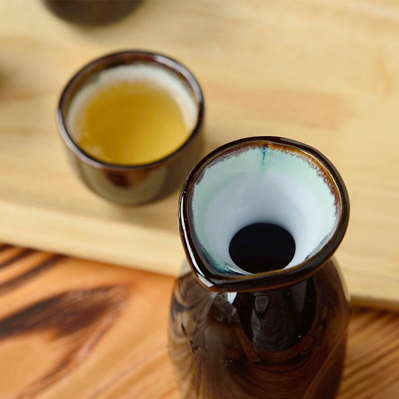 Japanese Porcelain Sake Cup Wine Cups Sushi Restaurant Tableware Black Wine Pot Coffee Mug Ceramic Glazed Teacup Set