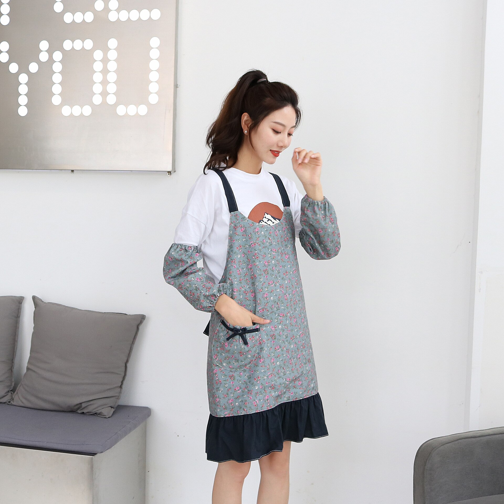 Delantal de algodón cocina hogar impermeable y a prueba de aceite bonita con flores delantal vestido estilo uniforme flor café uniforme: A WITH SLEEVE