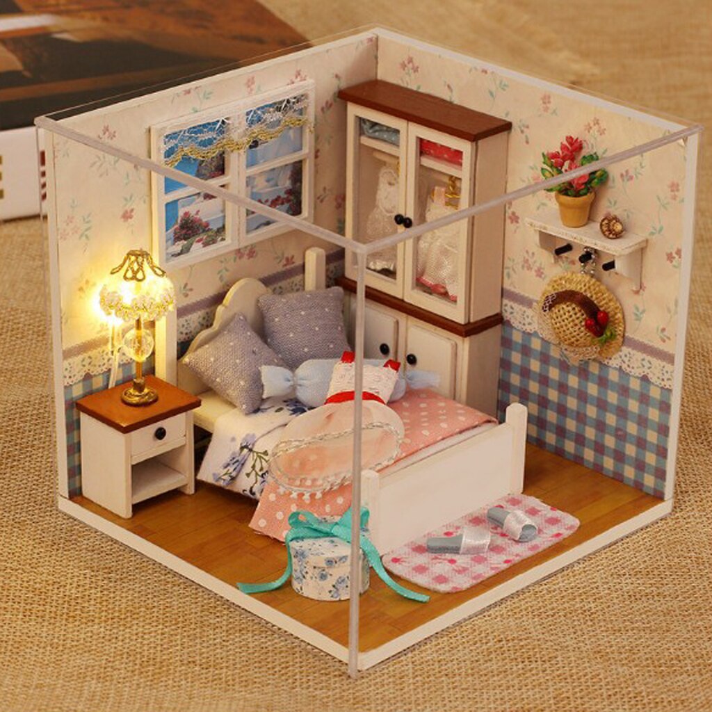 1:24 Dollhouse Miniature DIY European Style Prince Handcrafts Miniature Project Doll House Kits Handcraft Accessories