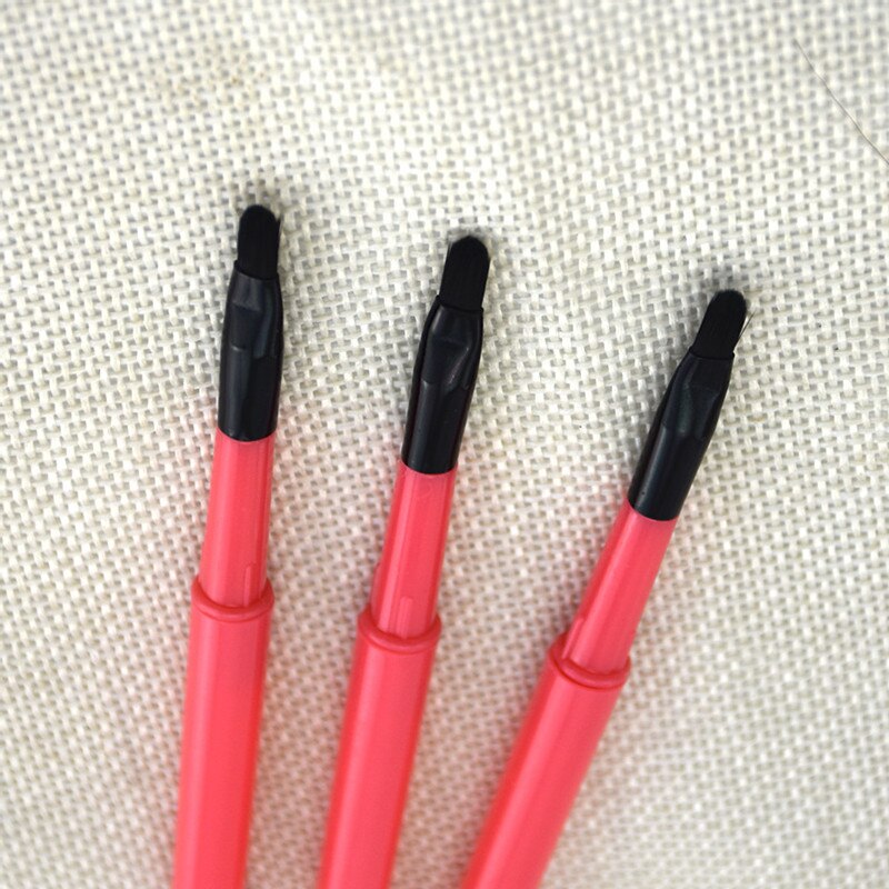 Mini Portable Retractable Lip Brush Artificial Fiber Hair Lipstick Color Cosmetic Makeup Tool: Red