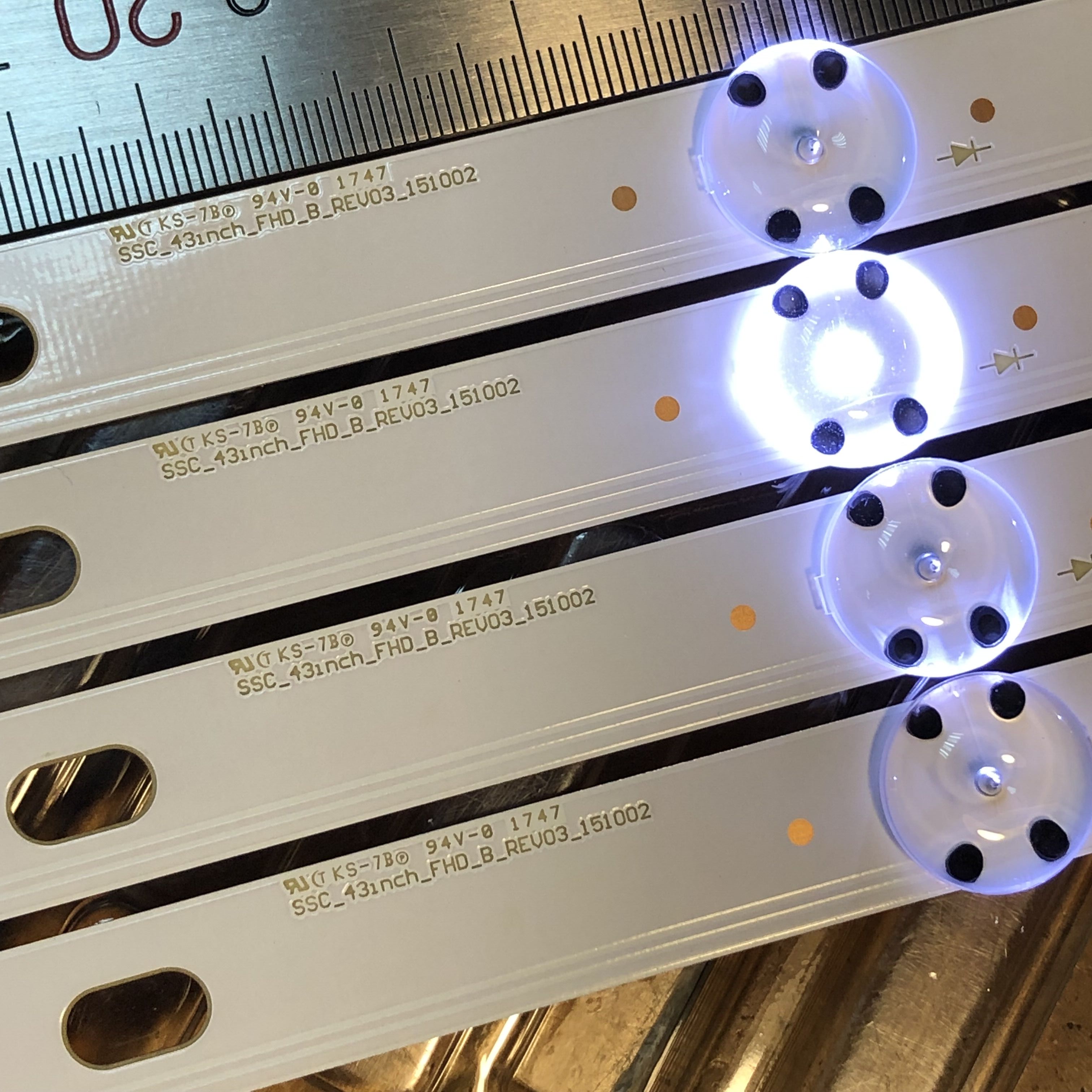 Tira de luces LED de iluminación trasera, accesorio para televisor LG de 850mm, 43LH604V 43lh60 _ fhd_a tipo uf64 _ uhd_a 43UH610V 43UF640 43UH610A 43LH5700, 12 unids/lote