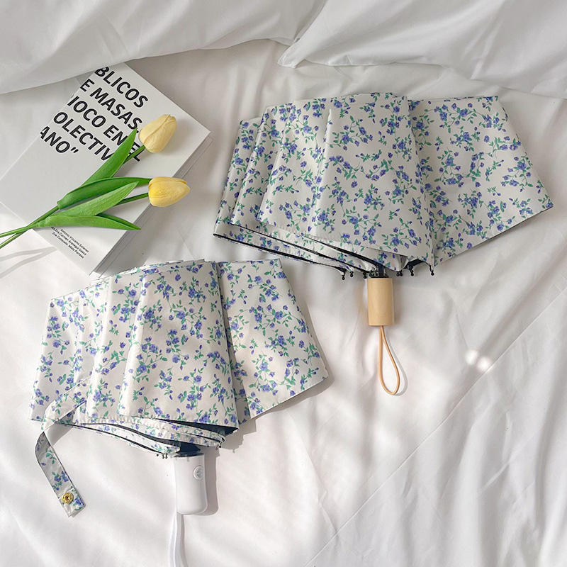 1-delige kleine blauwe bloemenparaplu, zachte stijl, zonbescherming, drievoudige automatische paraplu voor alle weersomstandigheden