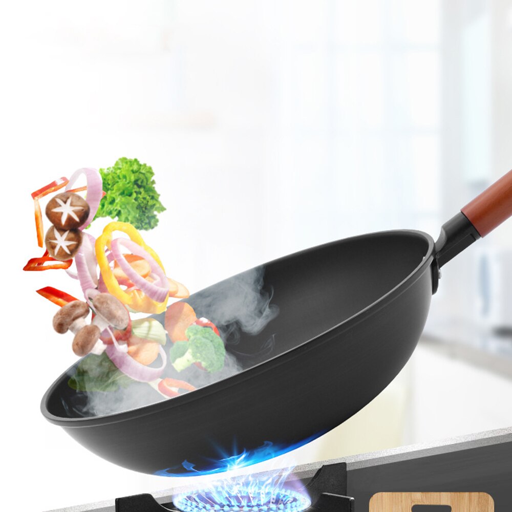 Non-stick Pan Met Deksel Gietijzeren Wok Bak Zonder Olie Rook Koekenpan Wok Zonder Fosfor Keuken Pan voor Oven Gasfornuis