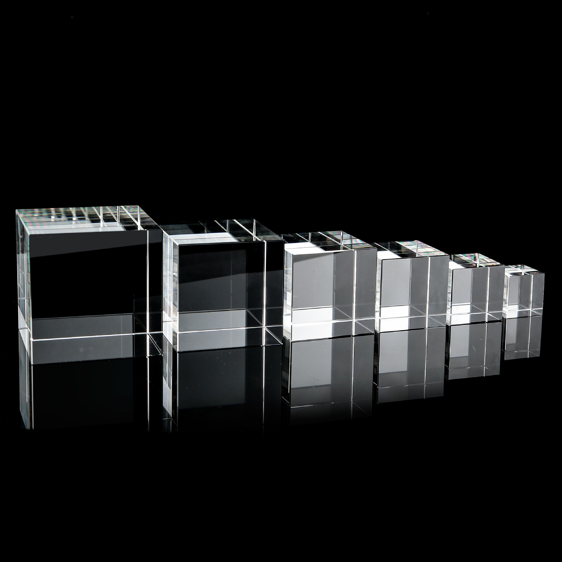 40X40X40MM Four-sided Crystal Cube Artificial Crystal Rainbow Crystal Transparent Optical Cube Glass Crystal