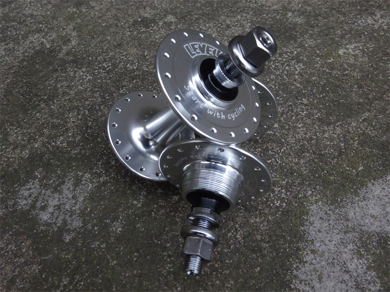 Niveau Up Fixed Gear Hub Niveau Up Hoogwaardige 32 Gaten Single Speed Straat Fiets Hubs Front Hub Track fiets Achter Back Hub: silver