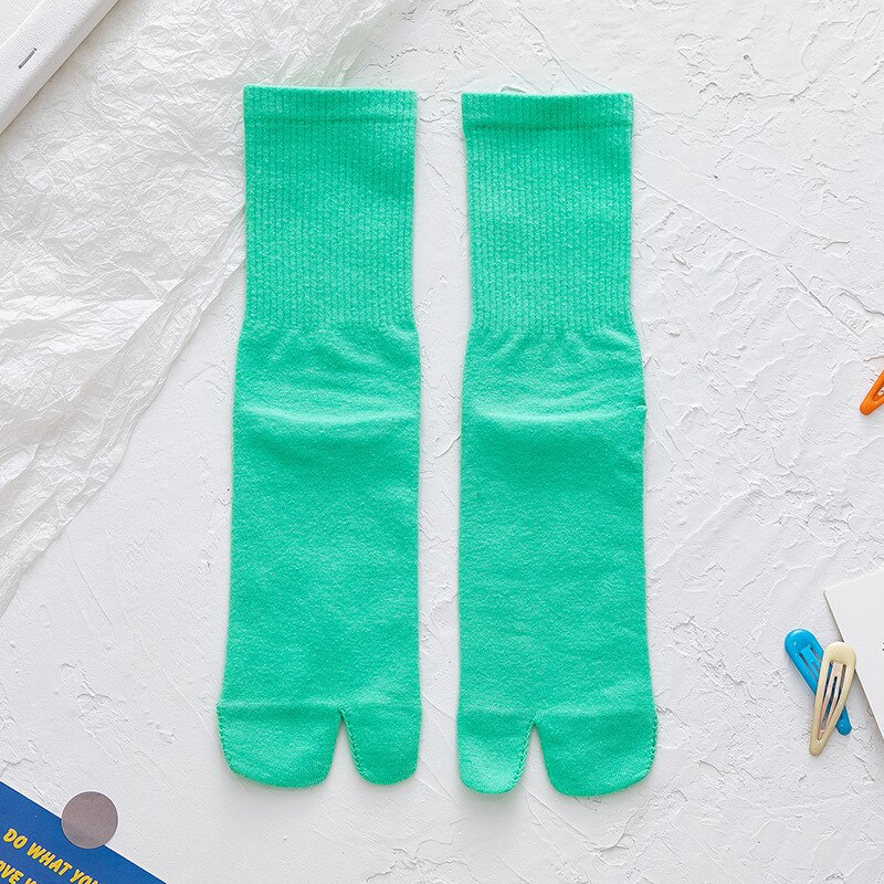 Combed Cotton Split Toe Socks Unisex Simple Comfortable Breathable Two-Toed Socks Japanese Style Harajuku Men Women's Tabi Socks: Green