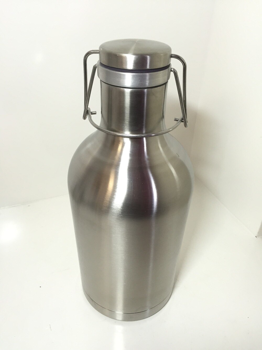 Dubbelwandige rvs swing top bier growler 1.9 liter vacuüm geïsoleerde