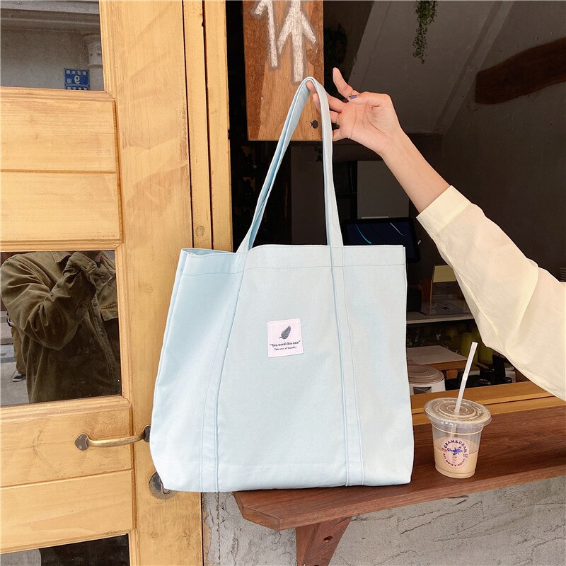 Literature And Art Retro Women's Canvas Shoulder Bag Solid Color Simple Large-Capacity School Bag Outing Lightweight Messenger B: light blue