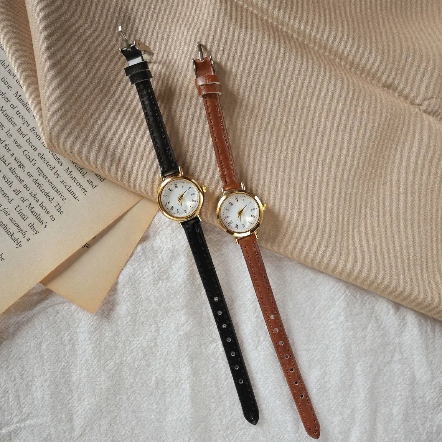 Frauen Braun Weiß Kleine Uhren Vielseitig Dünnen Riemen Leder Band Damen Quarzuhr Armbanduhr Uhr Reloj Mujer