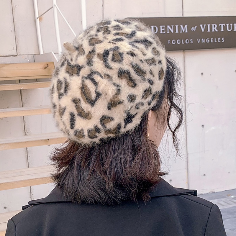 Koreansk vinter dam leopard basker varm retro målarhatt utomhus varm kupoltryck hatt