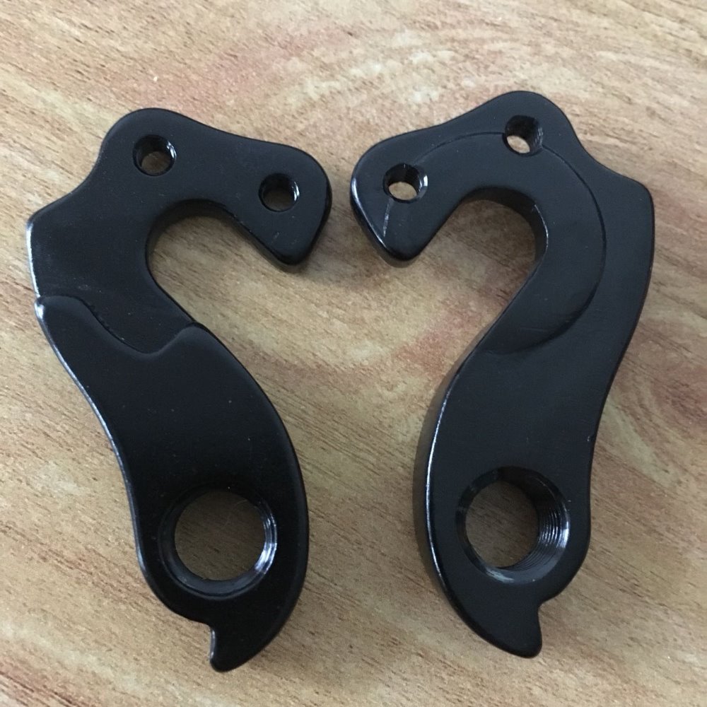 2pcs Voor Ghost # EZ1954 Andasol Cross HTX 29 Kato Lanao HT Tacana Bike Gear Mech Derailleurhanger dropouts met Schroeven 235