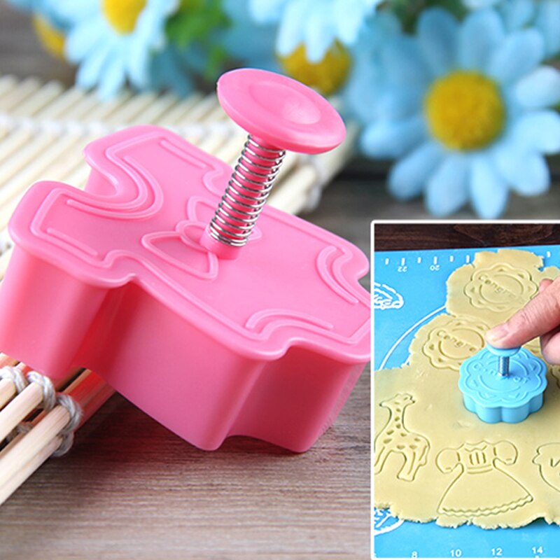 4 stk/set 3D Plunger Cookie Stempel Halloween Kerst Cookie Cutter Bakvorm Baby Plastic Reliëf Cookie Cutter Fondant Cutter